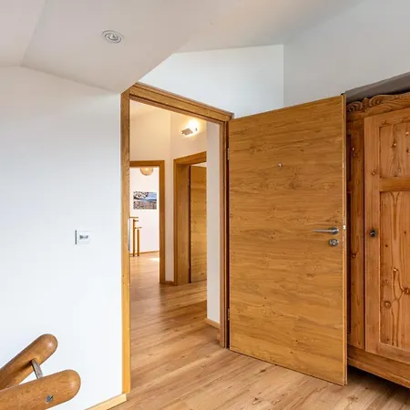 Apartment Am